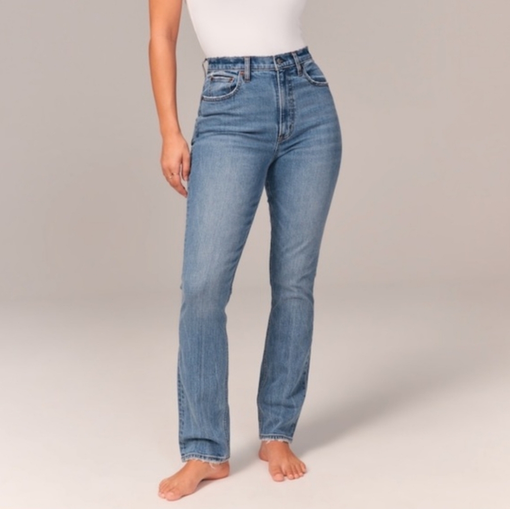 Abercrombie & Fitch Curve Love The Skinny High Rise Jeans